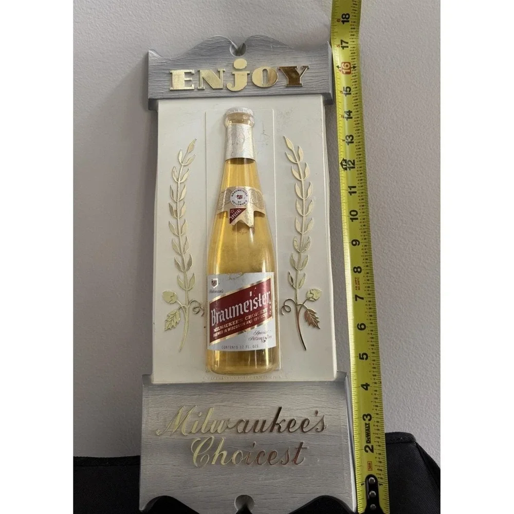 Vintage‎ Braumeister Beer 3D Molded Plastic Sign Milwaukee's Choicest Breweriana